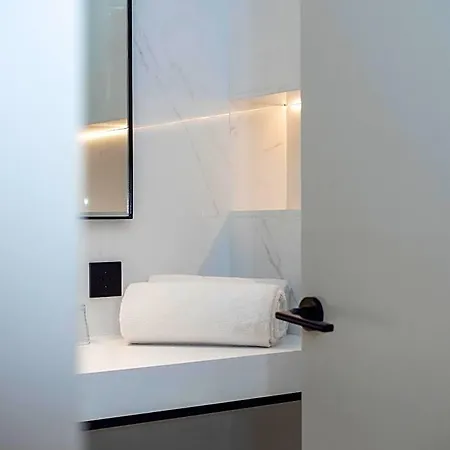 Arcelon Ξενοδοχείο 4*